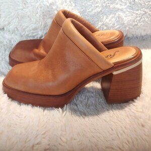 Free People Ruby Platform Clog Mules Slide On Chunky Heel 70's Brown Leather 8